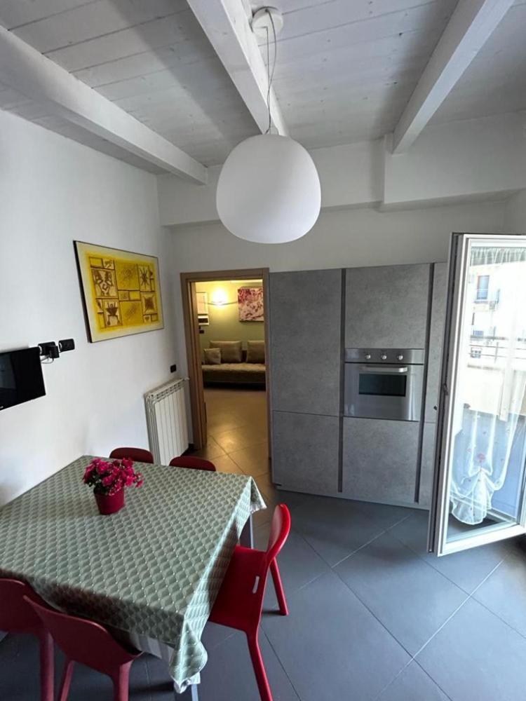 Attico Stazione - Montello 16 Apartment บารี ภายนอก รูปภาพ